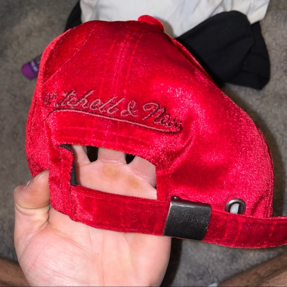 Mitch&ness - Picture 2 of 5